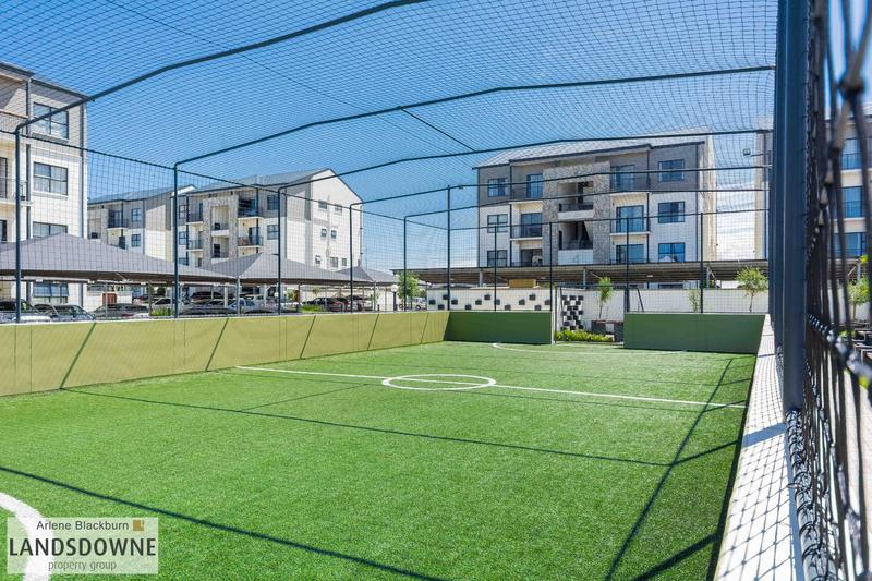 To Let 2 Bedroom Property for Rent in Sandown Western Cape